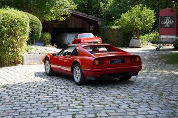 1988 Ferrari 328 照片 3