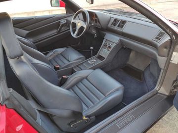 صورة مصغرة 10 لـ 1992 Ferrari 348