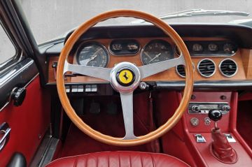 1966 Ferrari 330 缩略图 16
