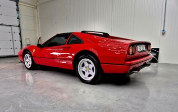 صورة 8 لـ 1986 Ferrari 328