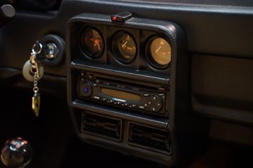 1986 Ferrari 328 — миниатюра 24