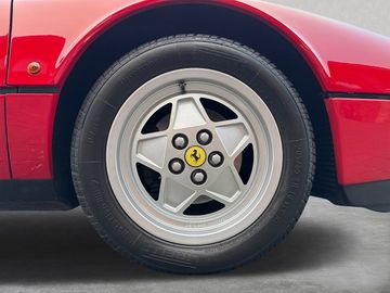 1989 Ferrari 328 照片 10