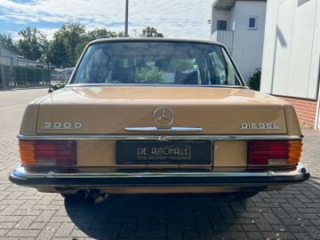 صورة 9 لـ 1976 Mercedes-BENZ 300