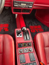 1987 Ferrari 208 — миниатюра 12