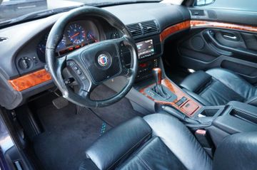 صورة مصغرة 14 لـ 2000 Alpina B10