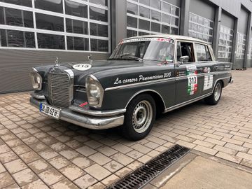 صورة 1 لـ 1962 Mercedes-BENZ 300