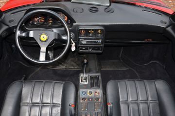 صورة 9 لـ 1986 Ferrari 328