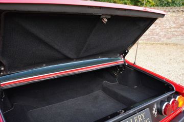 صورة مصغرة 38 لـ 1974 Ferrari 365