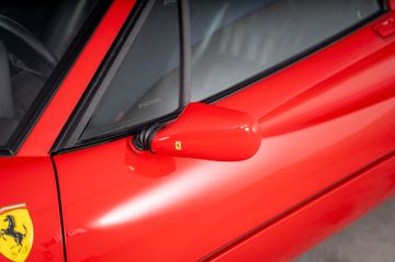 1988 Ferrari 328 照片 8