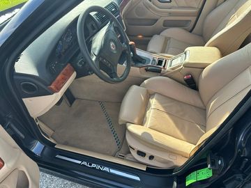 صورة مصغرة 10 لـ 2000 Alpina B10