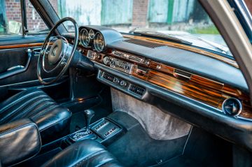صورة 7 لـ 1971 Mercedes-BENZ 300