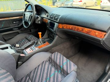 1999 Alpina B10 — миниатюра 13