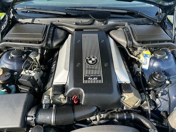 صورة مصغرة 9 لـ 2000 Alpina B10