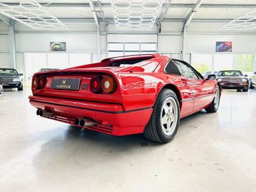 1989 Ferrari 328 照片 8