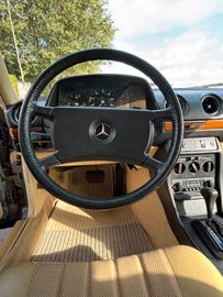 1981 Mercedes-BENZ 300 — фото 4