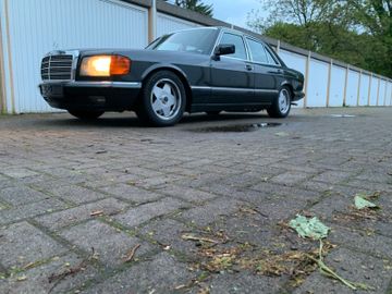 صورة 1 لـ 1987 Mercedes-BENZ 300