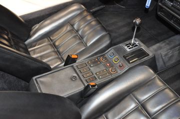 صورة مصغرة 18 لـ 1989 Ferrari 328