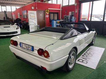 1990 Ferrari MONDIAL — миниатюра 4