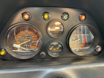 1988 Ferrari 328 — миниатюра 12