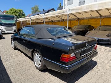 صورة 7 لـ 1993 Mercedes-BENZ 300