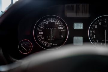 صورة 9 لـ 1996 Ferrari 550