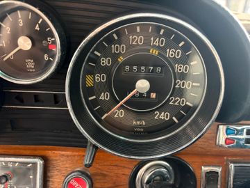 صورة 4 لـ 1971 Mercedes-BENZ 300