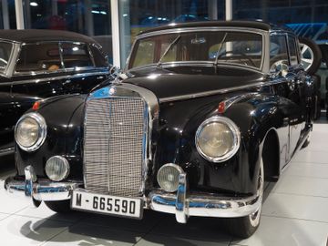 1952 Mercedes-BENZ 300 — миниатюра 13