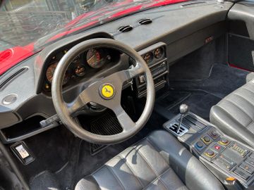 1988 Ferrari 328 — миниатюра 11