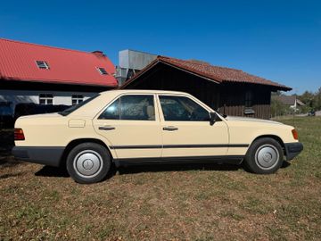 صورة 7 لـ 1989 Mercedes-BENZ 300