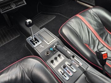 صورة مصغرة 17 لـ 1977 Ferrari 308