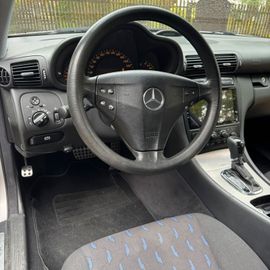 صورة مصغرة 6 لـ 2001 Mercedes-BENZ C 180