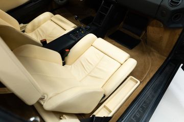 1986 Ferrari TESTAROSSA — миниатюра 17