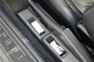 1990 Ferrari TESTAROSSA — миниатюра 38