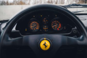 1987 Ferrari 328 — миниатюра 11