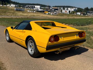 1977 Ferrari 308 照片 9