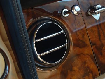 1993 Bentley CONTINENTAL — миниатюра 11