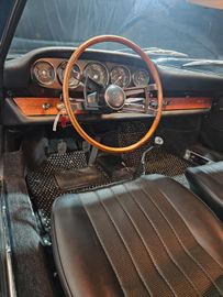 1966 Porsche 911 URMODELL — миниатюра 46