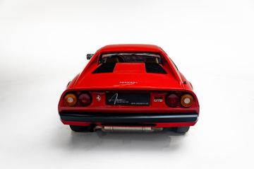 1981 Ferrari 208 照片 4