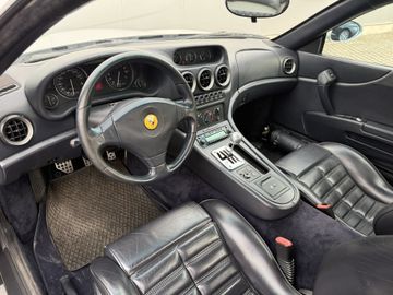 صورة 8 لـ 2000 Ferrari 550