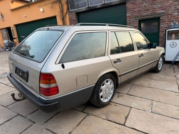 صورة 7 لـ 1988 Mercedes-BENZ 300