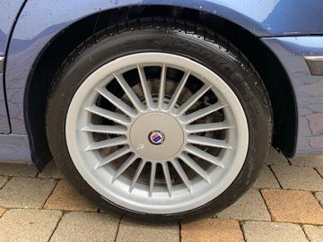 1998 Alpina B10 照片 1