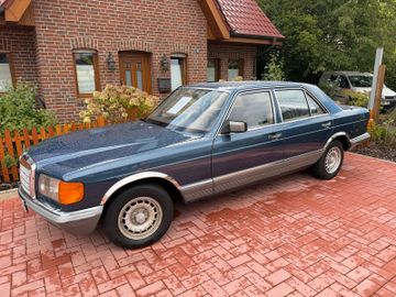 1984 Mercedes-BENZ C 180 — фото 1