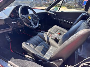 1987 Ferrari 328 照片 8