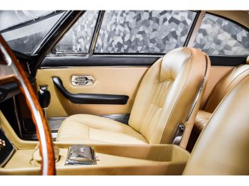 صورة مصغرة 30 لـ 1965 Ferrari 330
