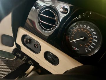 1997 Bentley BROOKLANDS — миниатюра 36