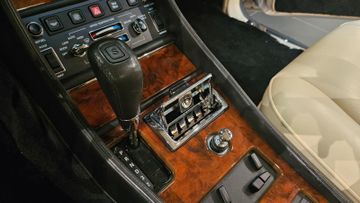 1992 Bentley CONTINENTAL — миниатюра 17