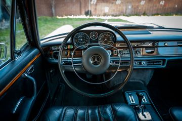 صورة 8 لـ 1971 Mercedes-BENZ 300