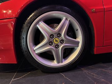 صورة مصغرة 30 لـ 1992 Ferrari 512