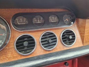 1966 Ferrari 330 缩略图 21