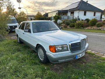 صورة 2 لـ 1989 Mercedes-BENZ 300